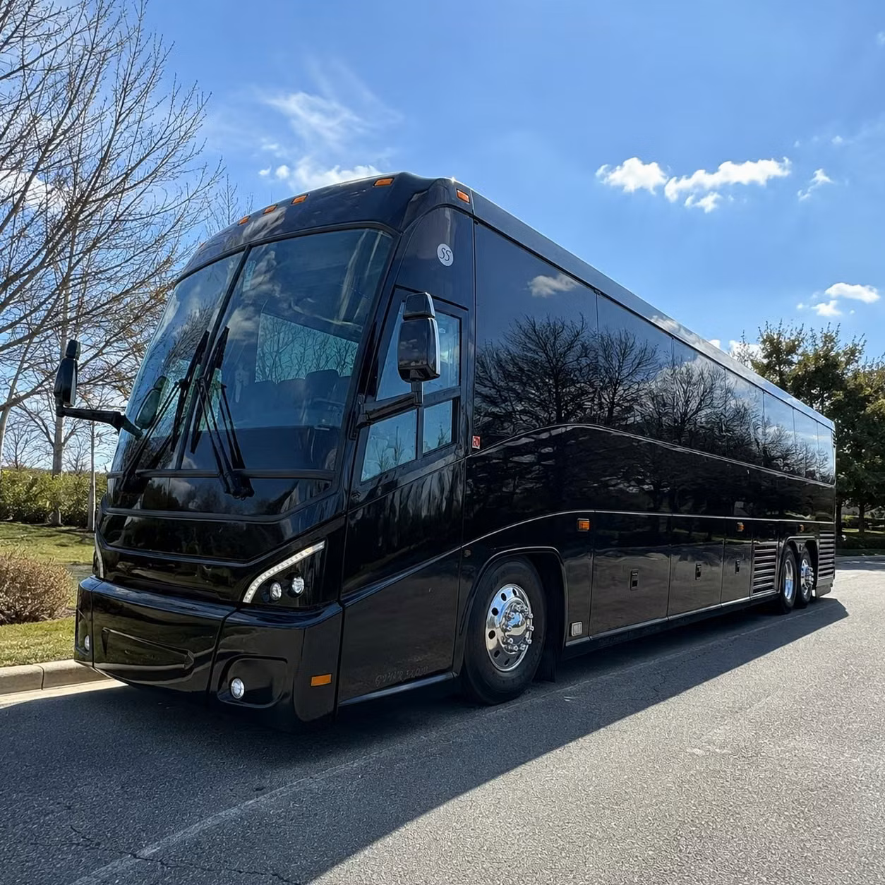 charter bus rentals for corporate events at sandia resort and other albuquerque venues